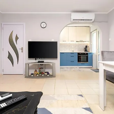 'selin' Walking Distance To Center بلوفديف